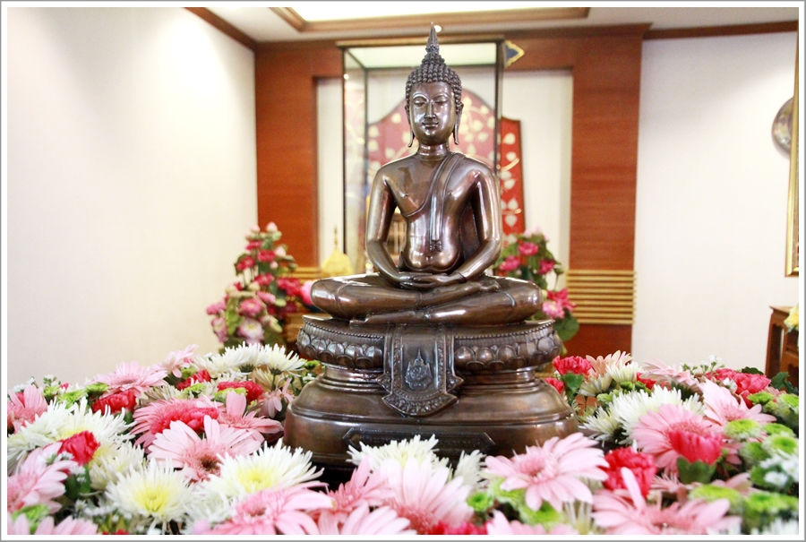 ﻿กรมบังคับคดีจัดพิธีสรงน้ำพระพุทธยุติธรรมบดี เนื่องในประเพณีวันสงกรานต์ ประจำปี พ.ศ.2562